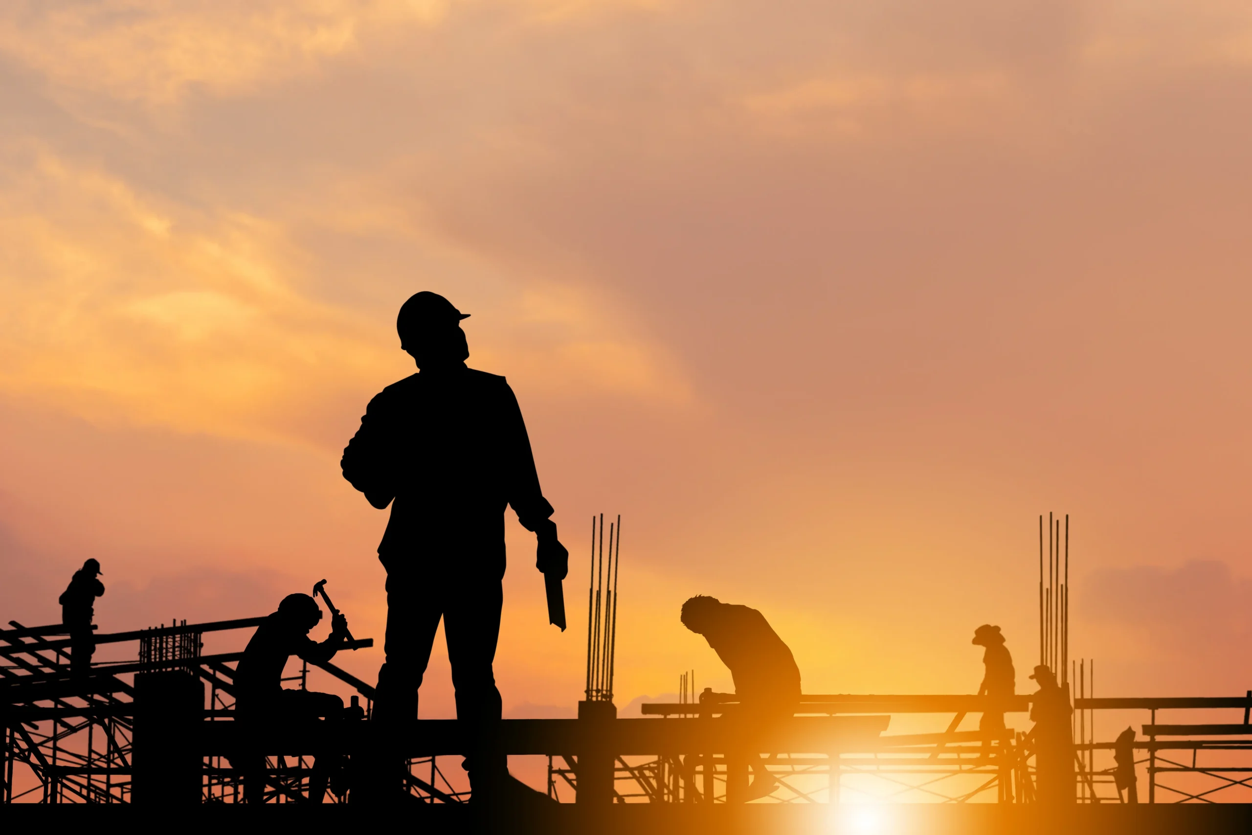 R&L Contractor remodeling team in New York